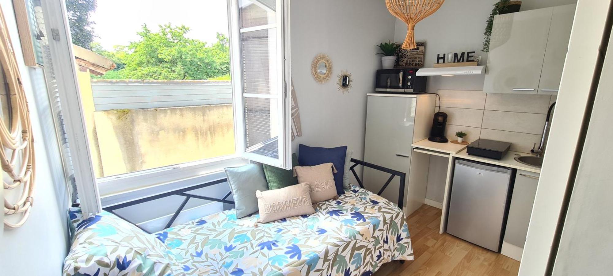Adorable Studette Proche Gare Apartment Chartres Exterior photo